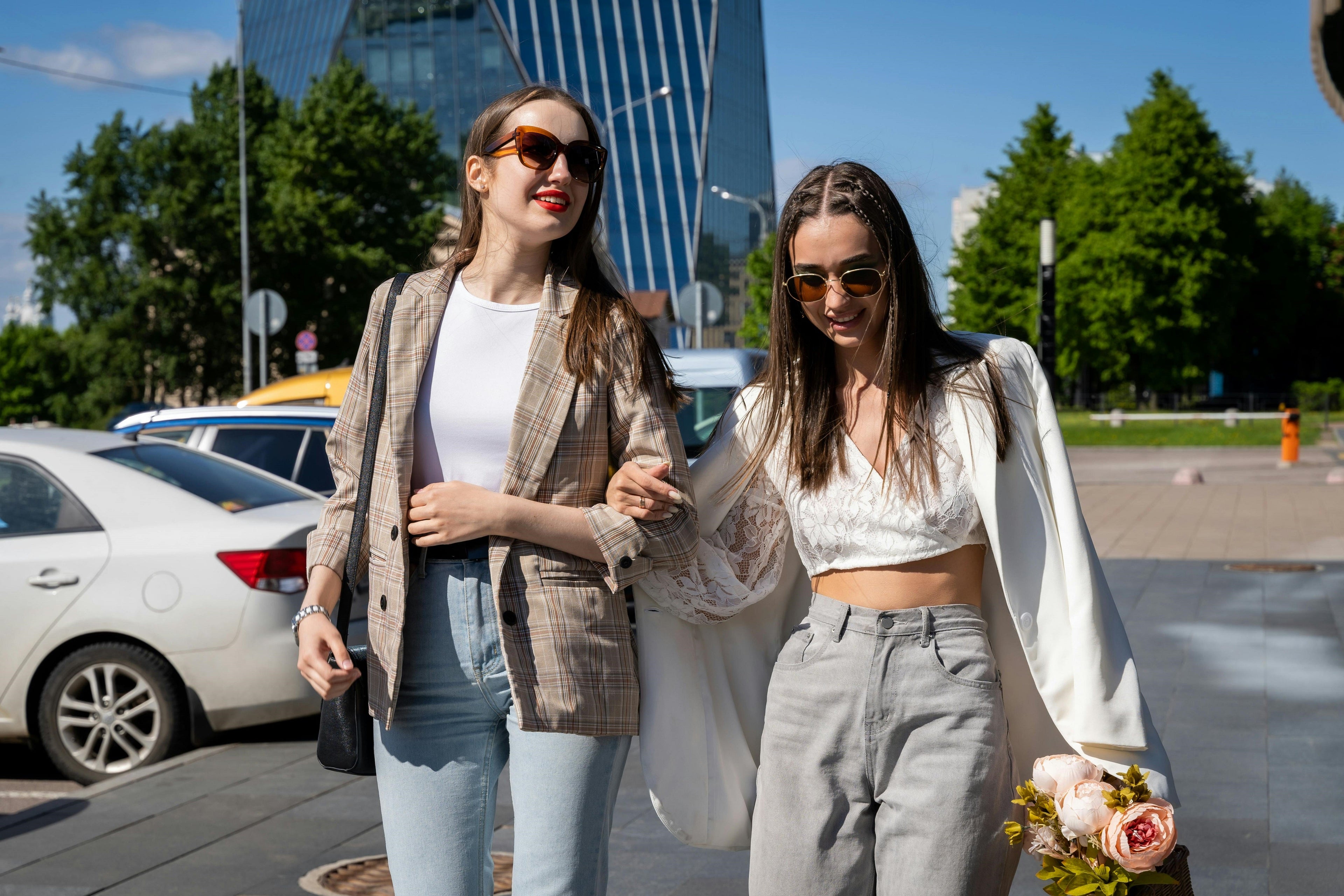 Complete Your Look, Effortlessly