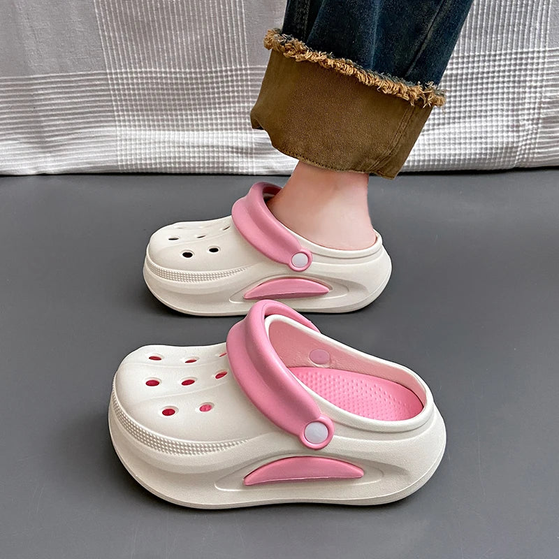 Thick-Soled Toe-Toe Shoes and Slippers