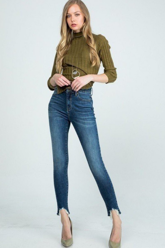 Distressed Bottom Hem Skinny Jeans